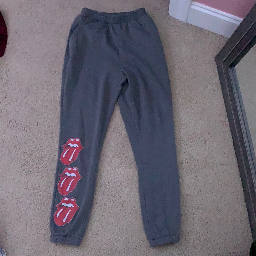 sweatpants